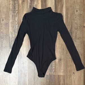 SHEIN Black Ribbed Long Sleeve Bodysuit